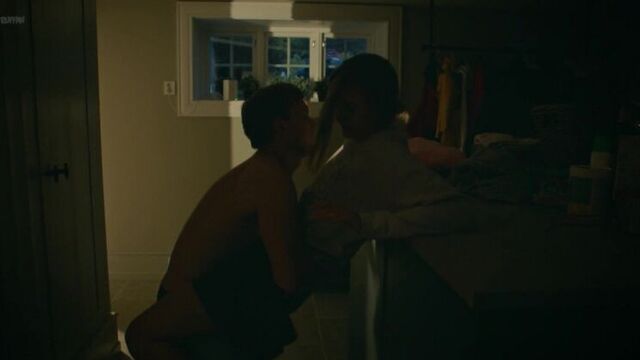 Renate Reinsve Nude - Hvite Gutter s01e01 (NO 2017) 720p WEB Watch Online / Ренате Реинсве