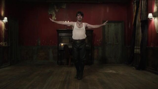 Реальные Упыри | What We Do in the Shadows (2014) Танец Дикона