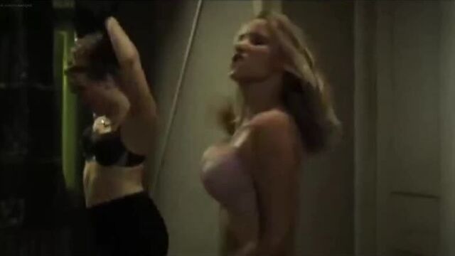 Joanna Kulig Nude - Milion dolarów (1 000 000 $, 2010) Watch Online