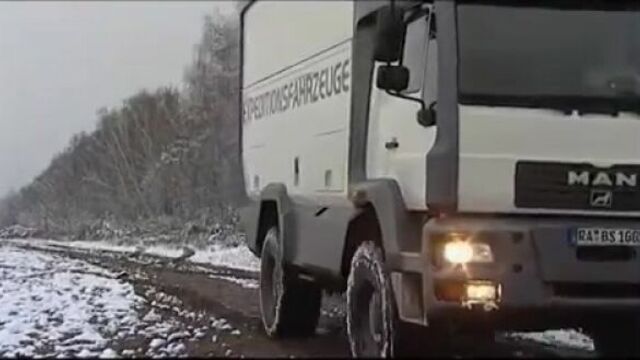 Автодом на колесах Man