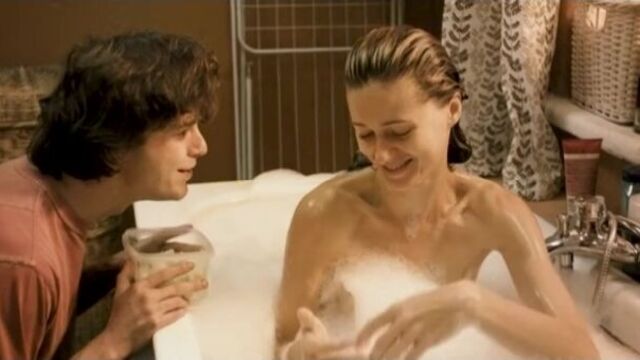 Agnieszka Grochowska, Joanna Majstrak Nude - Bez Wstydu (PL 2012)