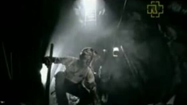 Реклама альбома - "Mutter" (Rammstein)