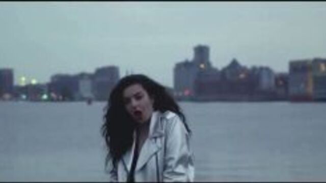 Cimorelli ft Charli XCX-Boom Clap