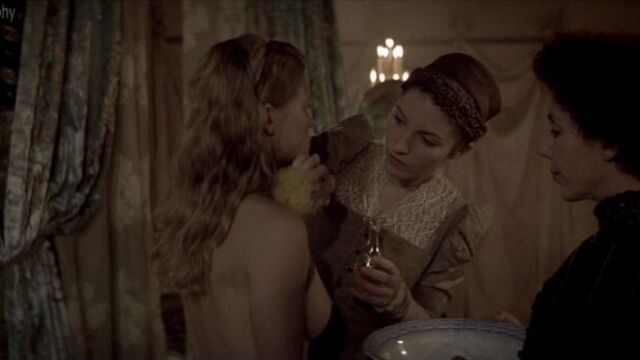 Голая Мелани Тьерри (Mélanie Thierry) в фильме "Принцесса де Монпансье" (La princesse de Montpensier, 2010) 1080p