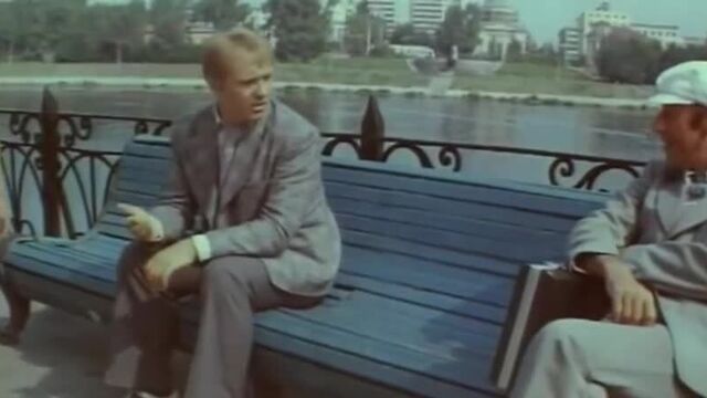 Афера с экскаватором. Эпизод из х/ф "Живите в радости" 1978 г.