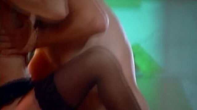 Jayne Heitmeyer Nude - The Hunger - s01e18 (US-UK-CA 1998)