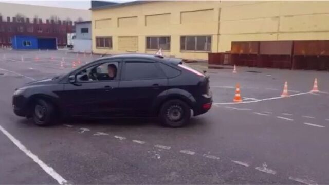 Автошкола Мегаполис. Бухарестская. Коротков Дмитрий