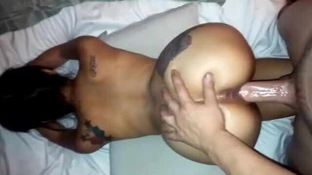 Colombian escort with perfect ass sex without a condom