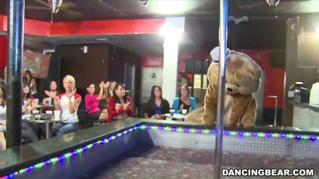 dancing_bear_blowjob_party_at_the_stripper_club_720p