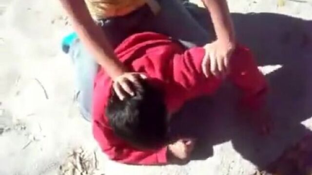 Wrestling (Facesitting) on the street