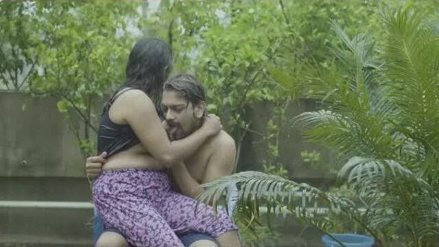 Saas Ki Shararaat S01E01 from GupChup