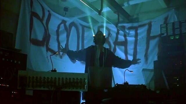 Блэйд ( VooDoo ~ Serano − Blood Is Pumping )