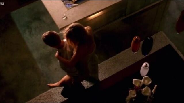 Розамунд Пайк Голая - Rosamund Pike Nude - Перелом 2007-1