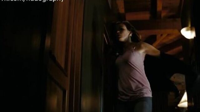 Голая Джулианна Гуилл (Julianna Guill) в фильме "Пятница 13-е" (Friday the 13th, 2009, Маркус Ниспел)