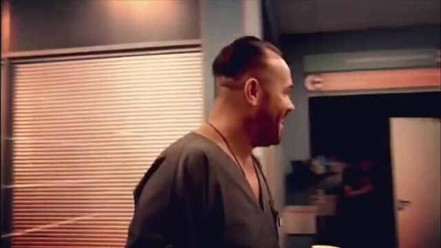 Максим Аверин снял благодарственное видео для всей съёмочной команды сериала «Склифосовский»!