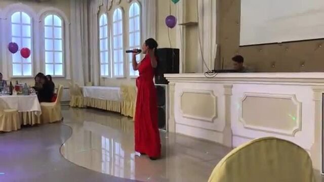 Ангелина Санжиева - Ведущий, Тамада в Улан-Удэ [40-15-42]
