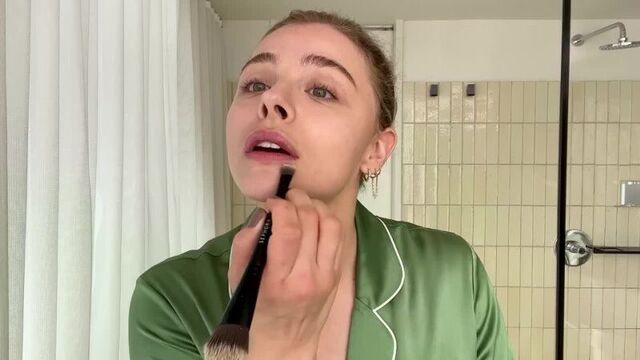 Chloe Grace Moretz 2