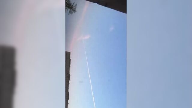 VID_20200527_201357_310.mp4