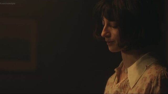 Natasha O'Keeffe - Peaky Blinders (2014) s02e01 HD 1080p Nude? Sexy! Watch Online / Наташа О’Кифф - Острые козырьки