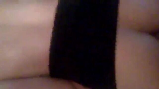 Бухой малолетке растягивают жопу !18+ анал попа красивая шикарный секс ебля впис