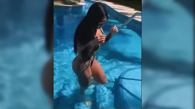 Valerie Cossette (HOT AND SEXY 22)