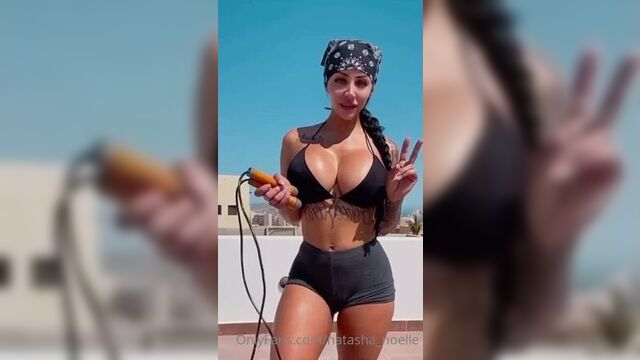 NATASHA NOELLE (HOT AND SEXY 201)