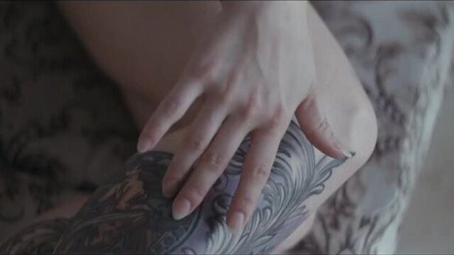 Sinner Couture (SEXY CLIP 319)