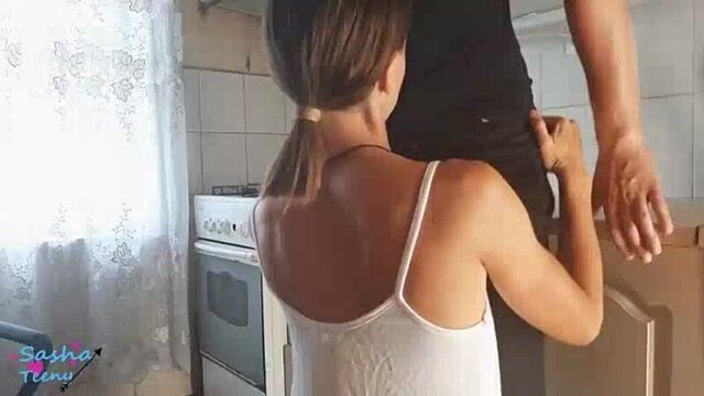 Да за 400 евро можешь дать мне в рот и выебать в пизду (полное видео можно найти в описании к видео)
