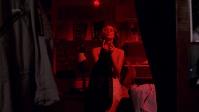 Lauren Hutton Nude - Welcome To L.A (US 1977) 720p WEB