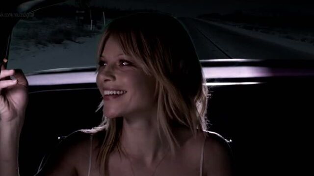 Lauren German Nude - Dark Country (2009) HD 1080p Watch Online / Лорен Джерман - Территория тьмы