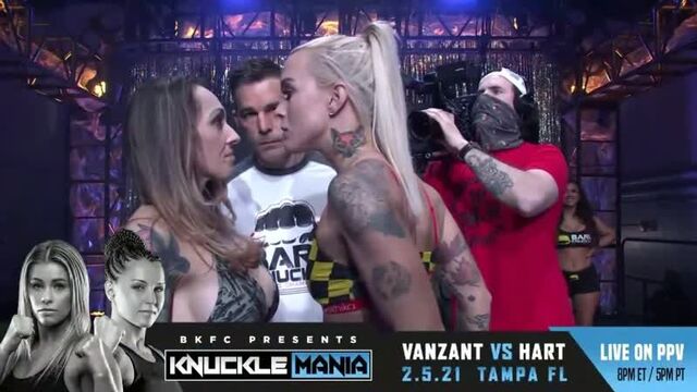Charisa Sigala (122.7) vs. Taylor Starling (125.6) - Weigh-in Face-Off - (BKFC: KnuckleMania)