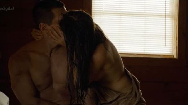 Elizabeth Olsen Nude - Oldboy (2013) HD 1080p Watch Online