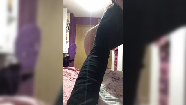 Novinha Da Bunda Muito Gostosa Rebolando Sem Calcinha