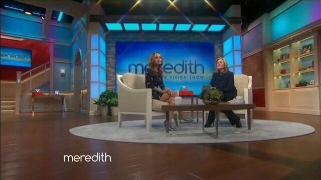 Giada De Laurentiis Sexy - Meredith Vieira - 11-6-15