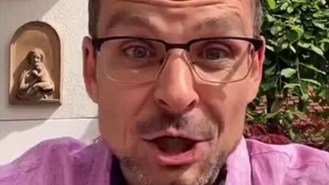 Gerald Grosz: Angela „Wir schaffen das“ Merkel auf dem Sprung in die EU ! - Am 16.05.2019 veröffentlicht