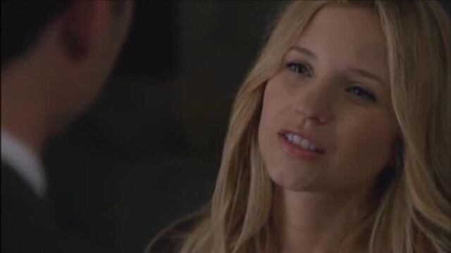 Vanessa Ray - Suits