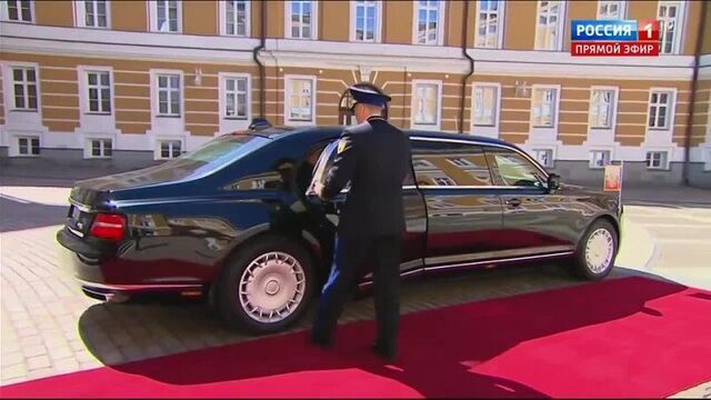 широкий путин идёт под музыку - голосование.mp4