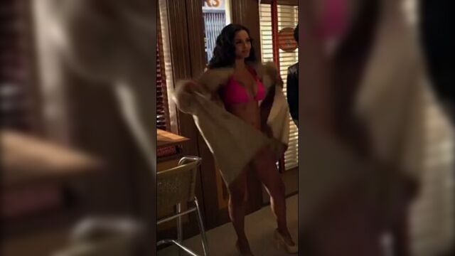 Jessica Lucas - Friends with Benefits
