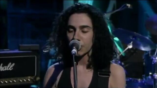 PJ Harvey - Naked Cousin [live, 1993]