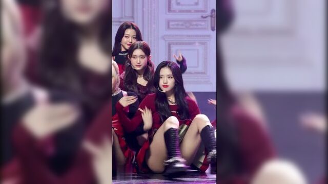 IVE - Yujin #kpop #kpopfap #fancam #kpopfancam #kpopfapcam #kpopthighs #kpoplegs #kpopshorts #kpopcheeks #kpopbutts #kpopboobs