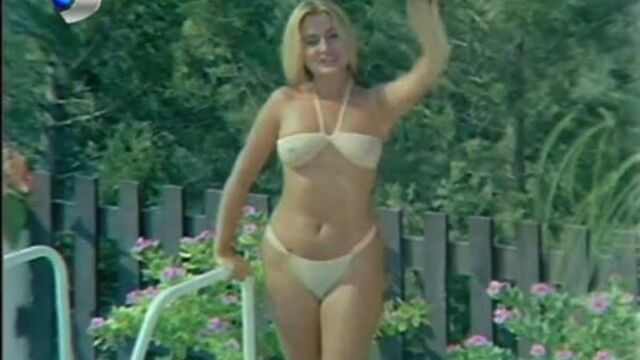 Banu Alkan Kızgın Güneş Filmi