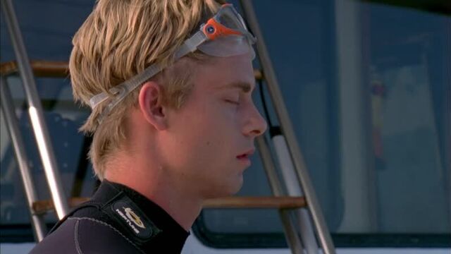 H2O: Просто добавь воды S03E14 [ENG]