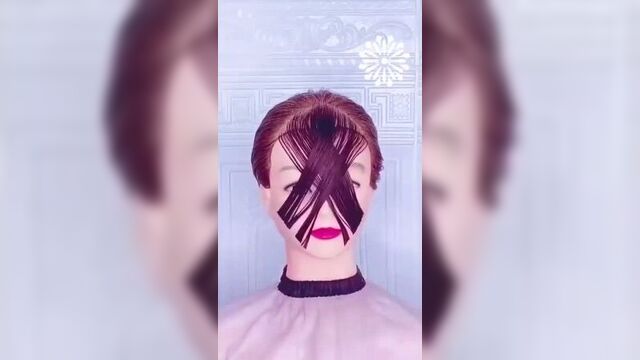 Как стричь чёлку Показываем на примерах!