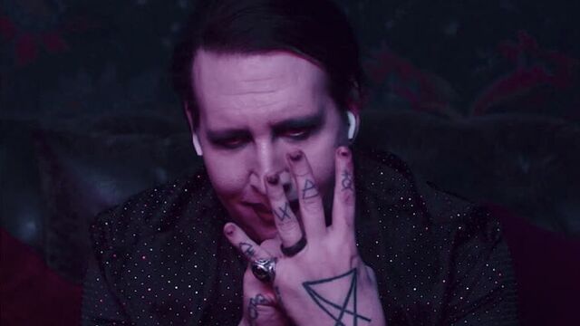 Marilyn Manson confirmed his engagement with Lindsay Usich (Apple Music)
