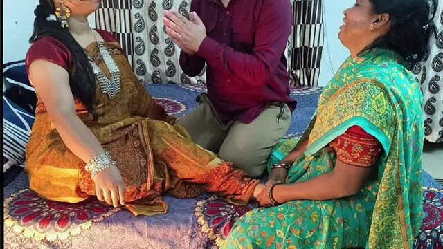 DESI AUNTY