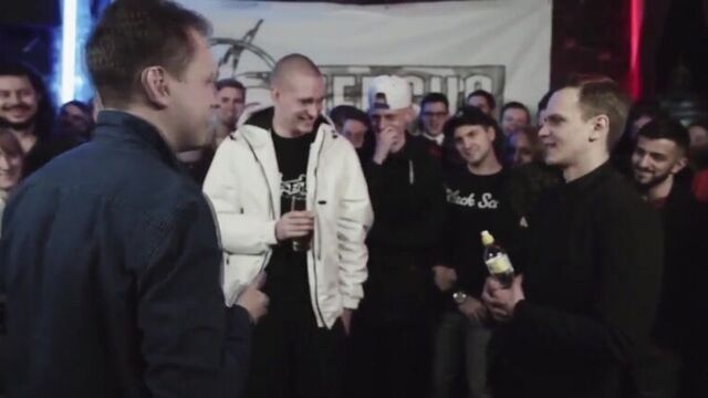VERSUS Хованский VS Ларин