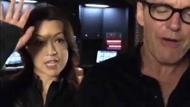 Clark Gregg and Ming-Na Wen Agents of SHIELD Facebook Live 20.04.16 русские субтитры