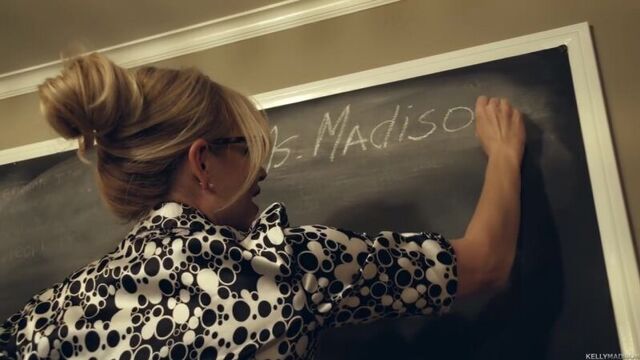 Kelly Madison Gives A Lesson In Sex Education