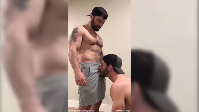 Jordan & Kyle - View (Brandt's Boys)