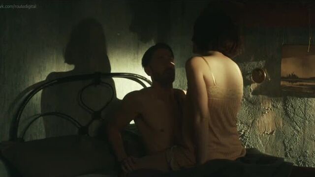 Sophie Rundle - Peaky Blinders (2013) s01e02 HD 1080p Nude? Sexy! Watch Online / Софи Рандл - Острые козырьки